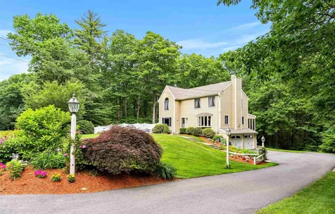 76 Highland Drive Danville NH 03819