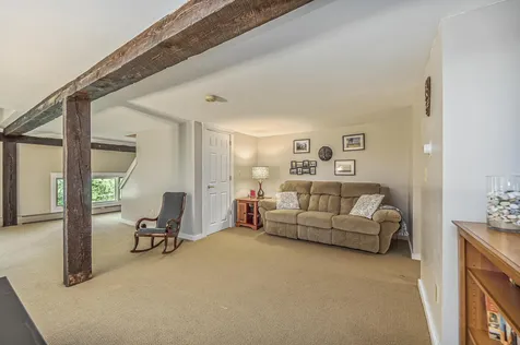 2 Farmhouse Lane Wolfeboro NH 03894