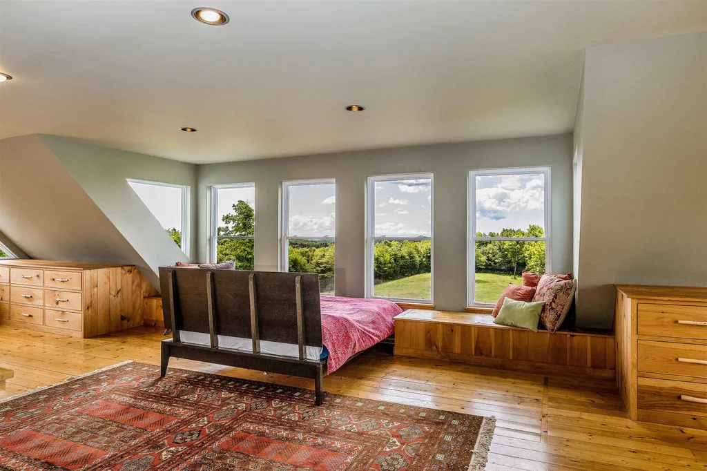 2548 Taylor Valley Road Vershire VT 05079