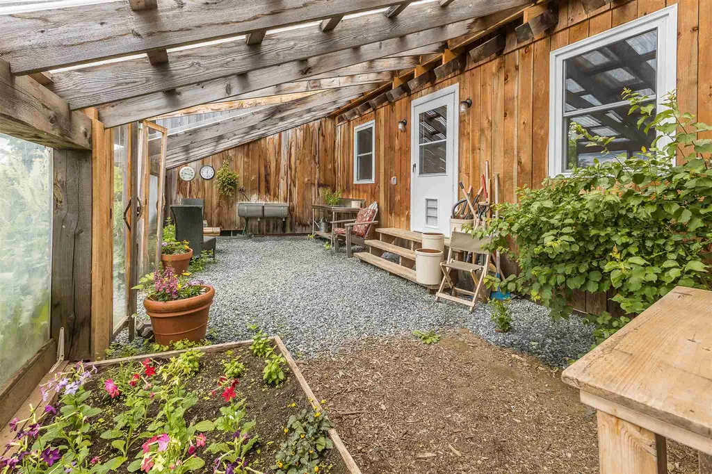 2548 Taylor Valley Road Vershire VT 05079