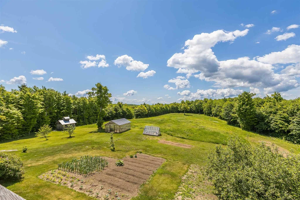 2548 Taylor Valley Road Vershire VT 05079