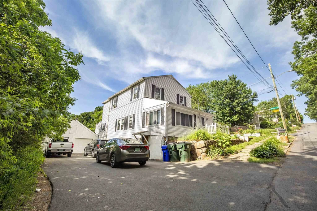 341 West Mitchell Street Manchester NH 03103