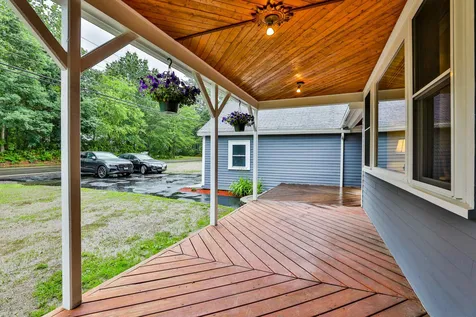 97 Old Nashua Road Londonderry NH 03053