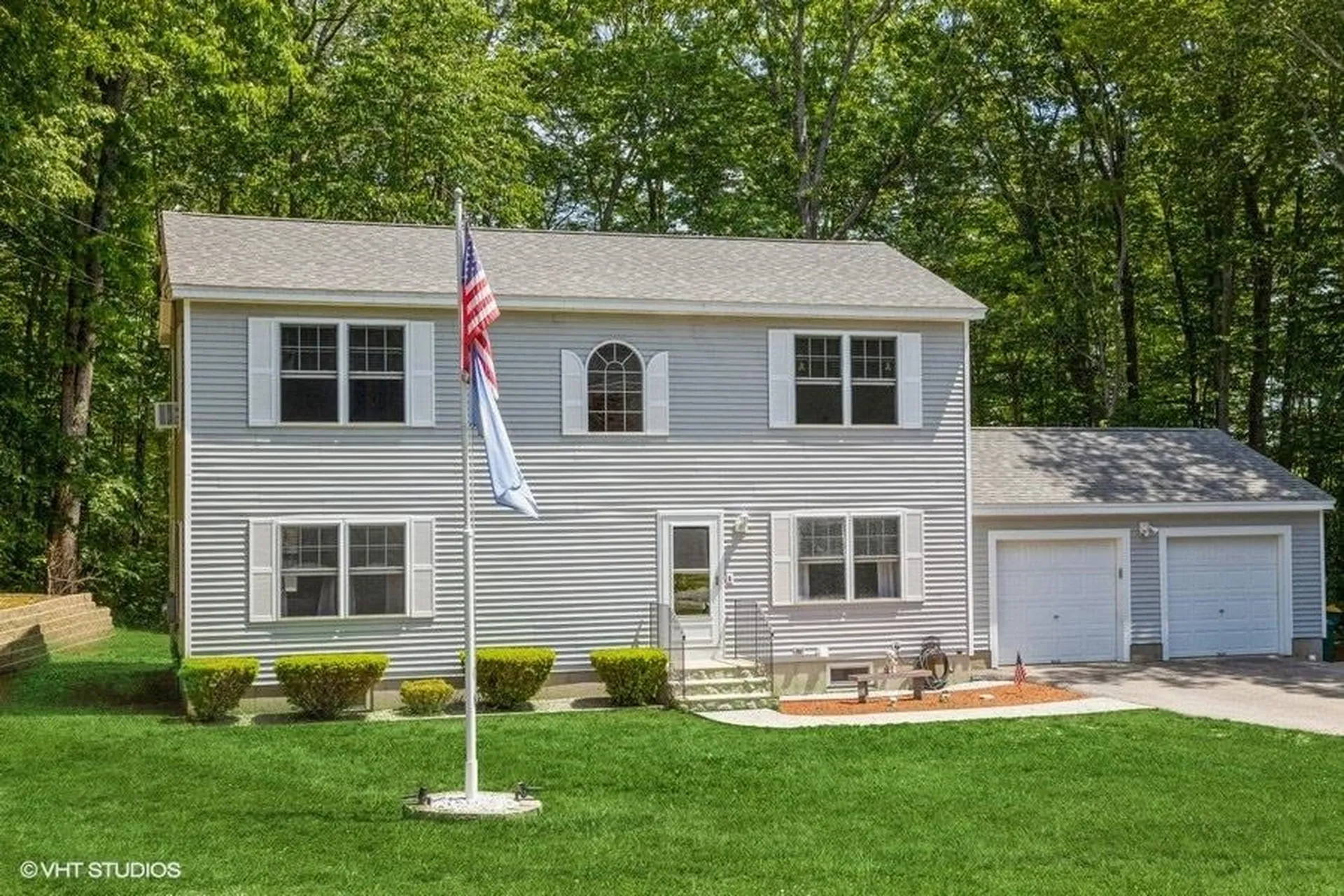 37 Ledgeview Drive Rochester NH 03839
