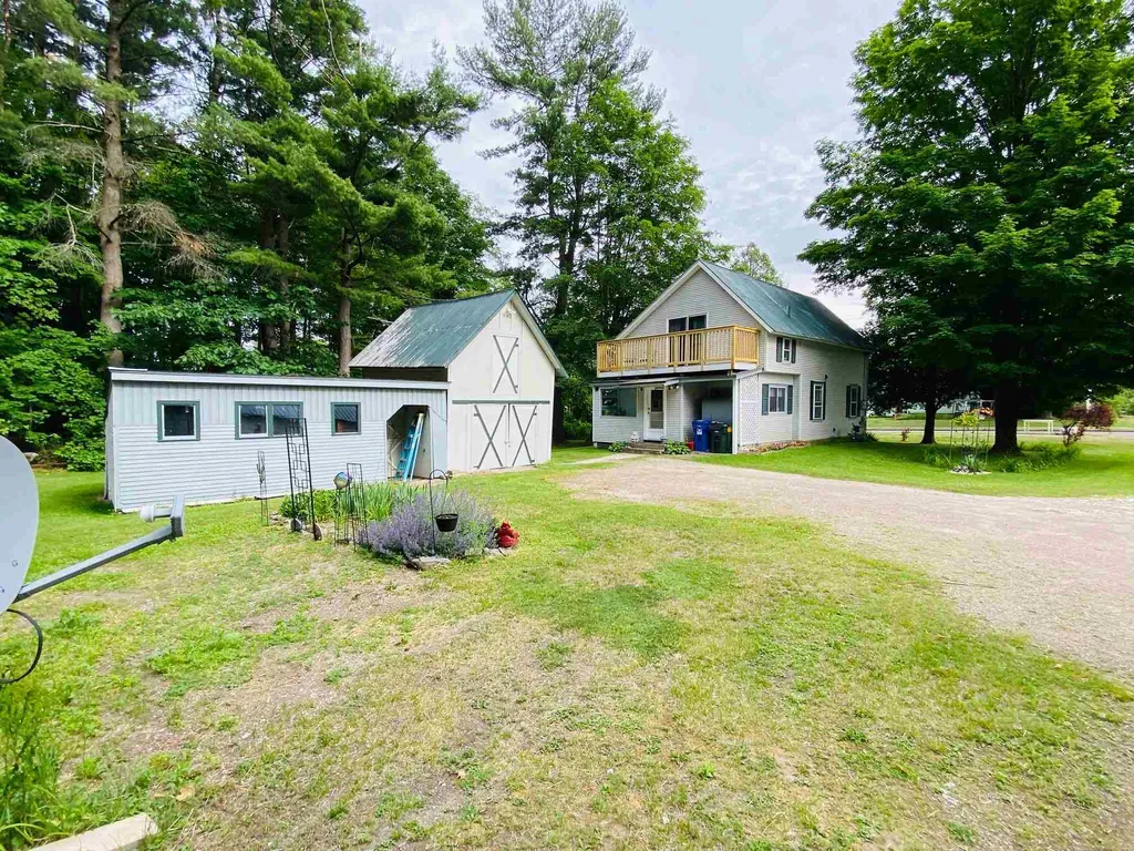 5 South Street Essex VT 05452