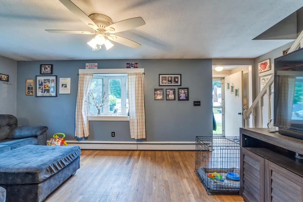 13 Phinney Lane Exeter NH 03833