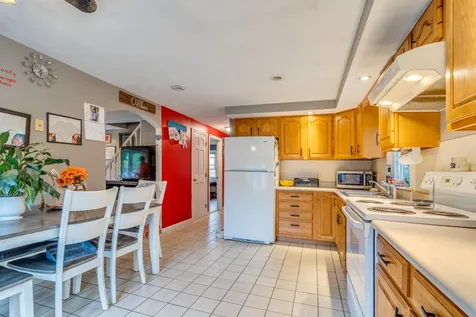 13 Phinney Lane Exeter NH 03833