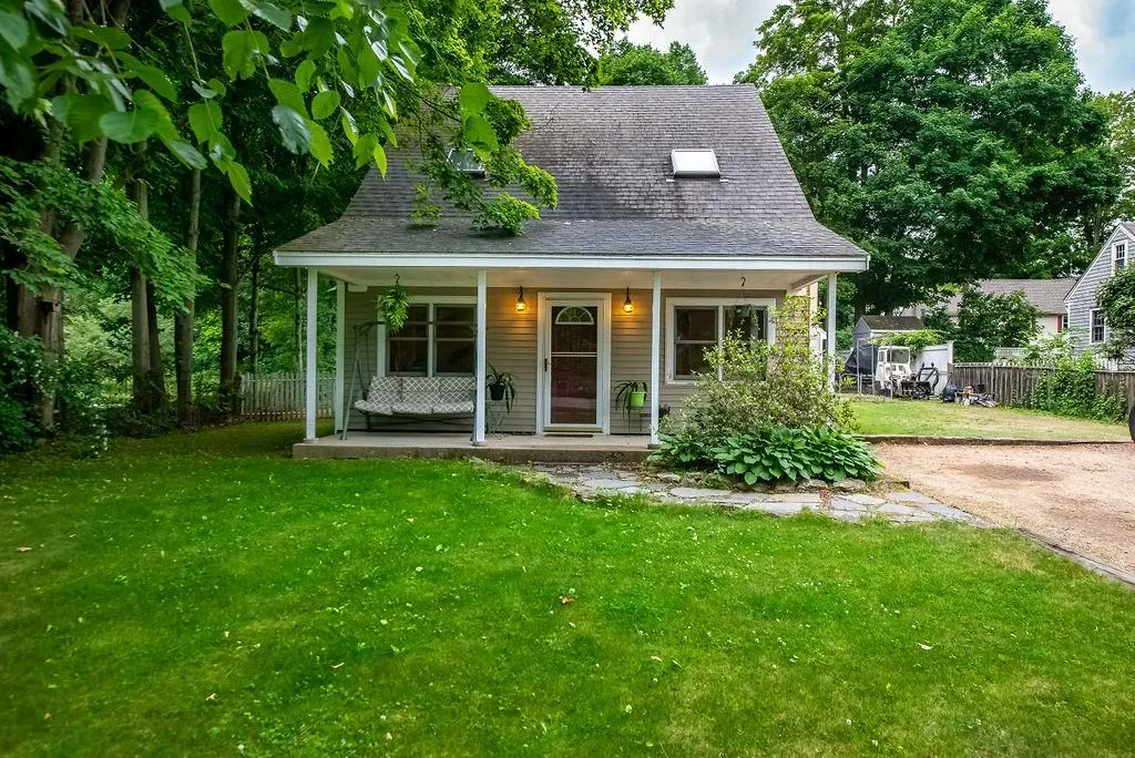 164 Post Road Greenland NH 03840