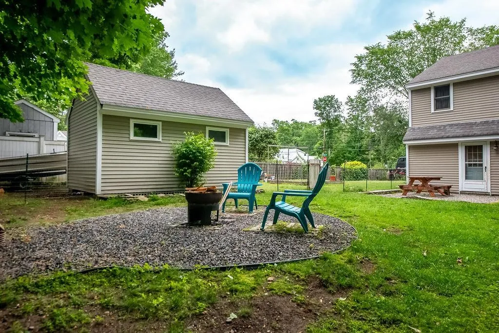 164 Post Road Greenland NH 03840