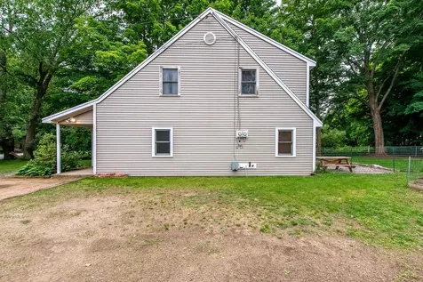 164 Post Road Greenland NH 03840