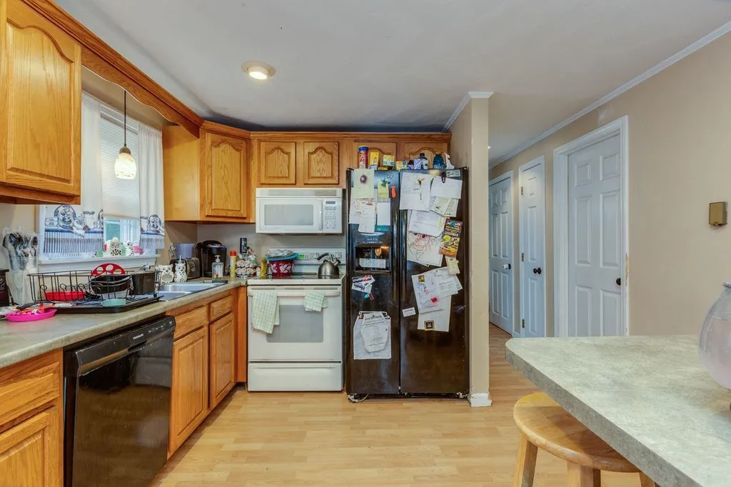 243 High Range Road Londonderry NH 03053