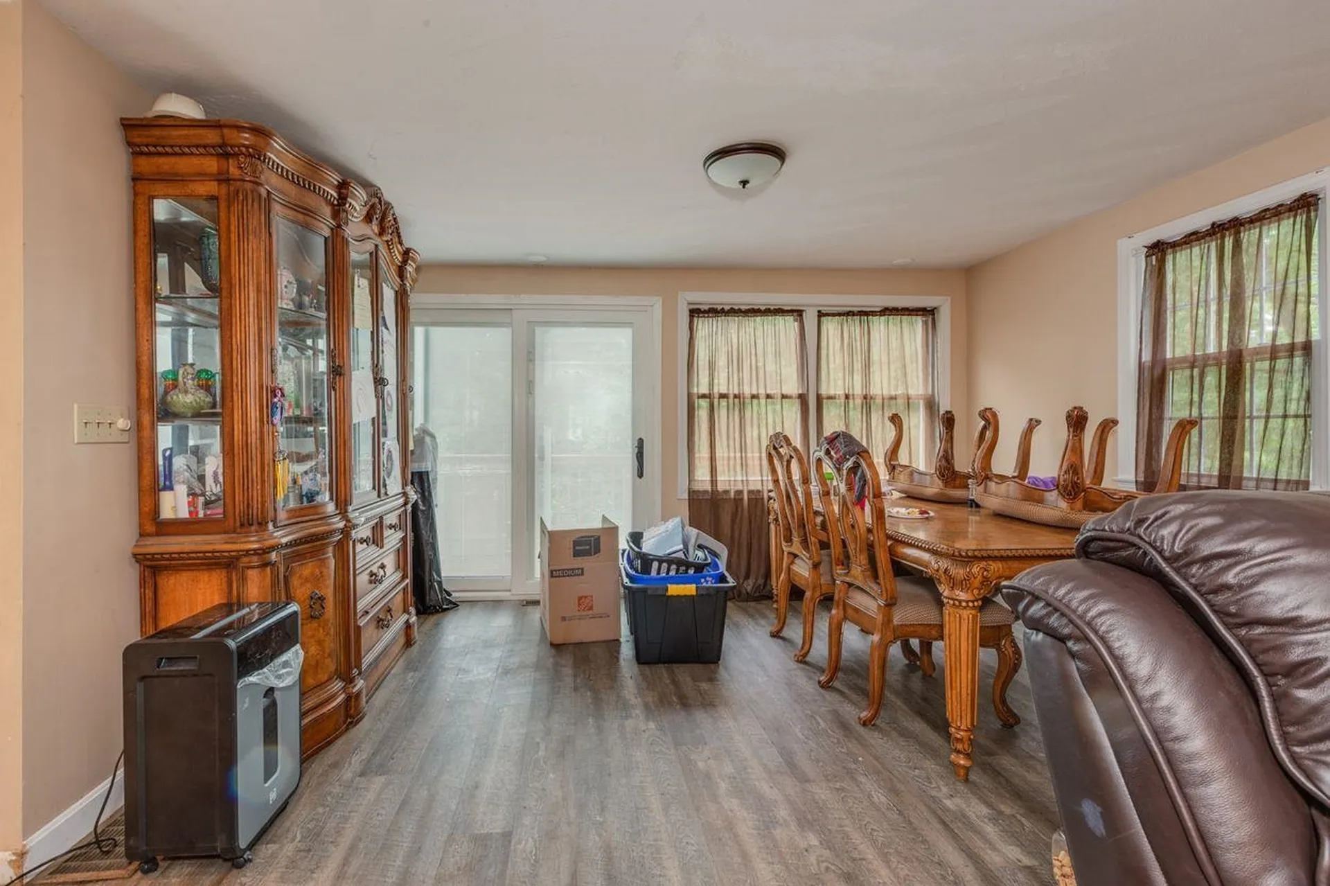 243 High Range Road Londonderry NH 03053