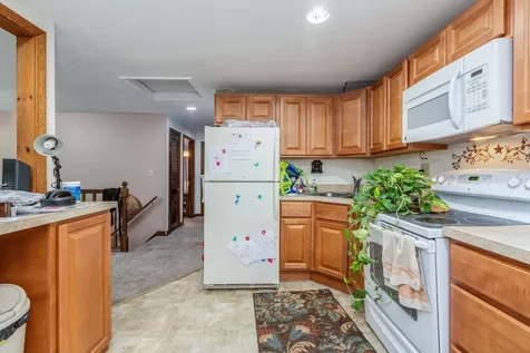 243 High Range Road Londonderry NH 03053