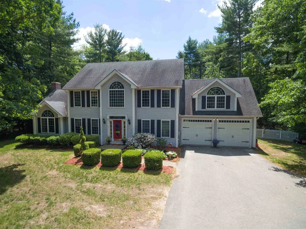 5 Hidden Meadow Drive Londonderry NH 03053