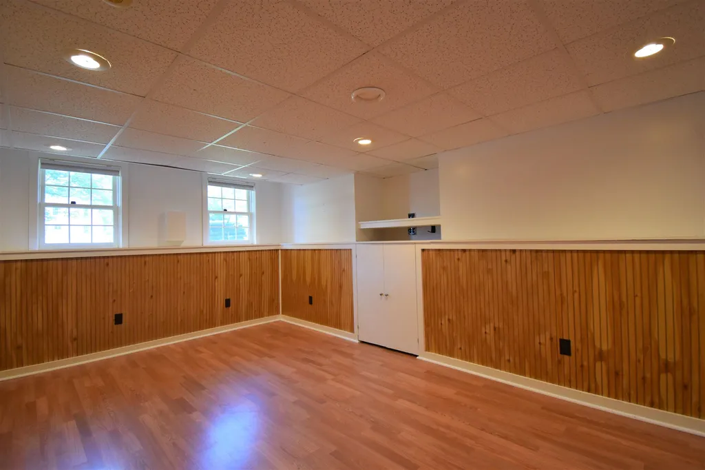 37 Brinton Drive Nashua NH 03064