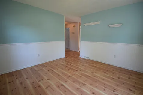 37 Brinton Drive Nashua NH 03064