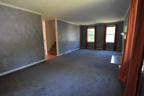 37 Brinton Drive Nashua NH 03064