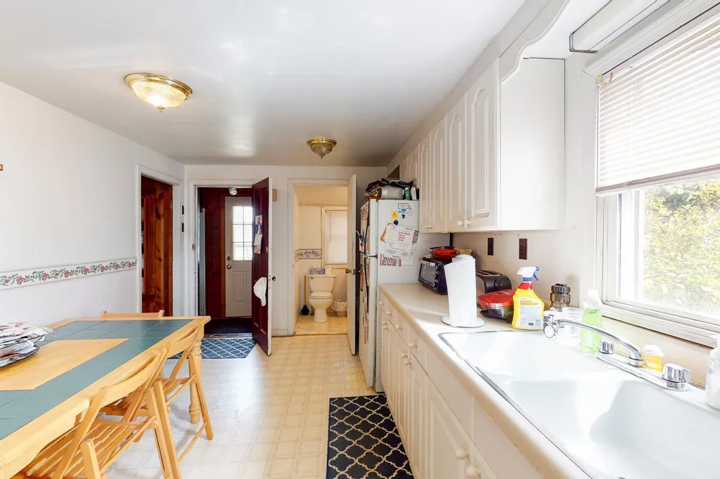88 Chauncey Avenue Manchester NH 03104