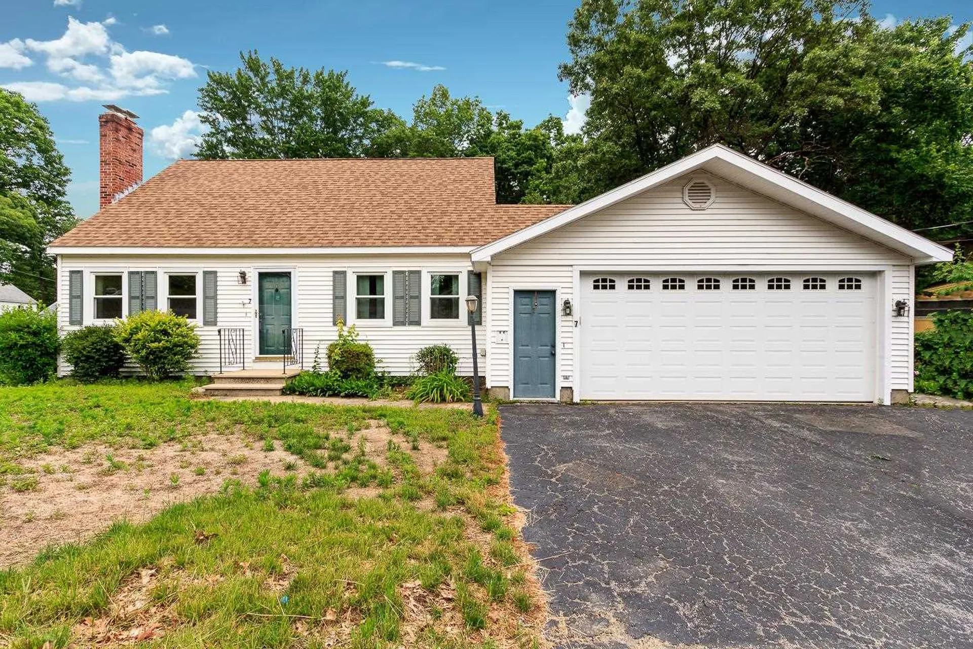 7 Wilmington Street Nashua NH 03062