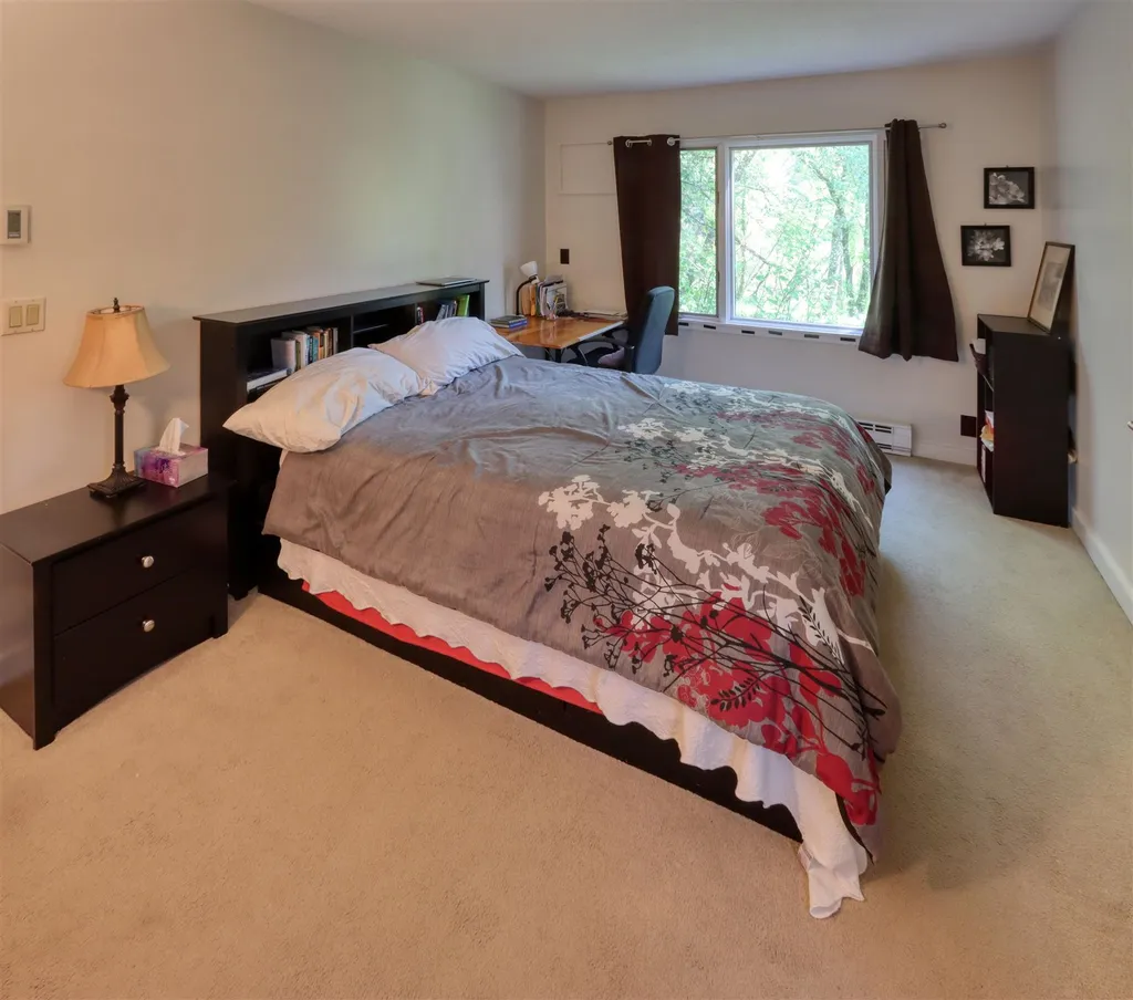 316 Brook Hollow Hanover NH 03755