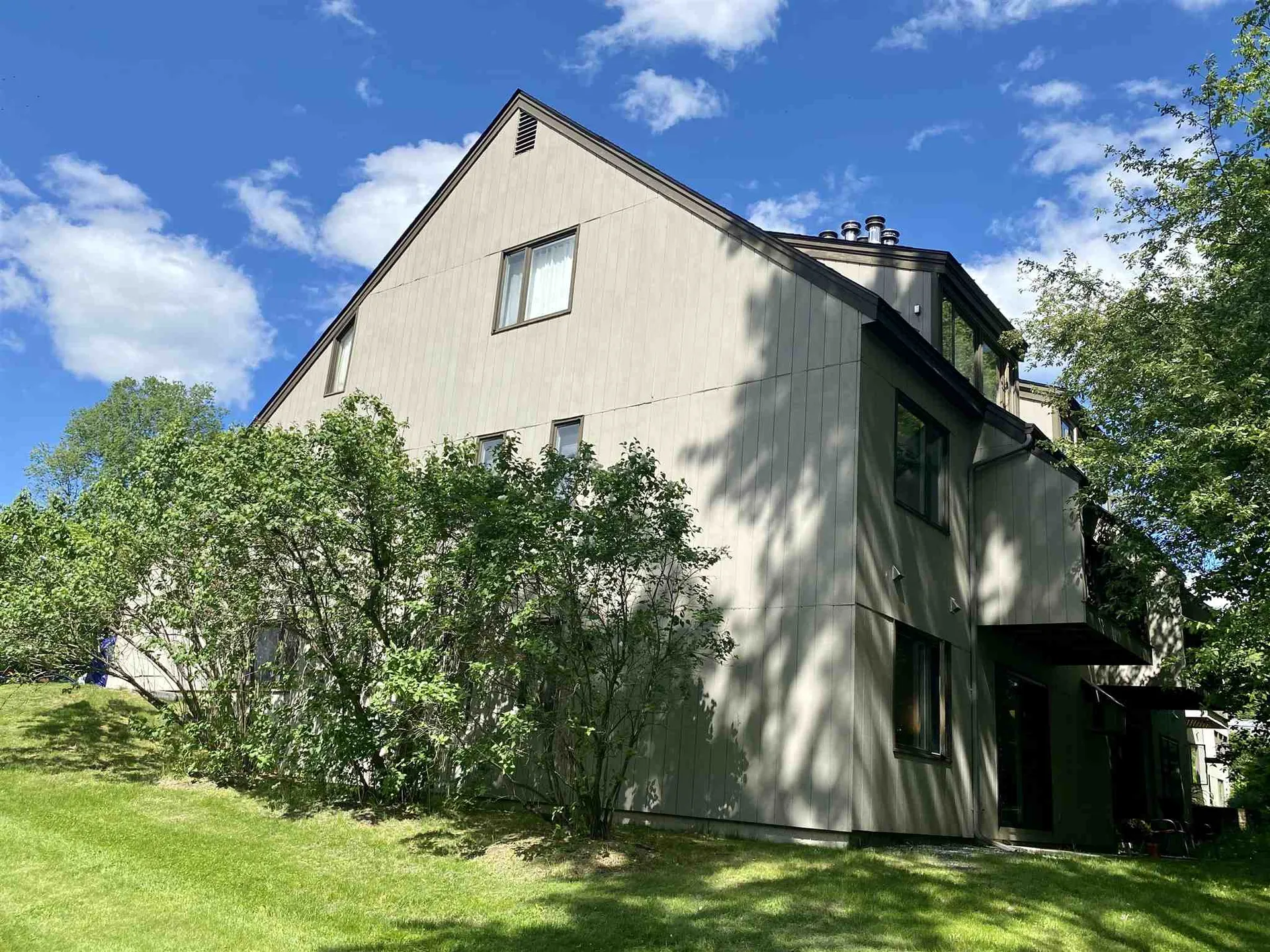 316 Brook Hollow Hanover NH 03755