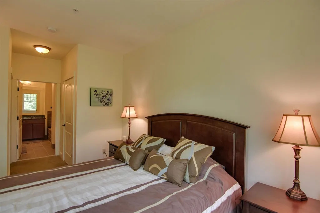 27 Riverside Terrace Lincoln NH 03251