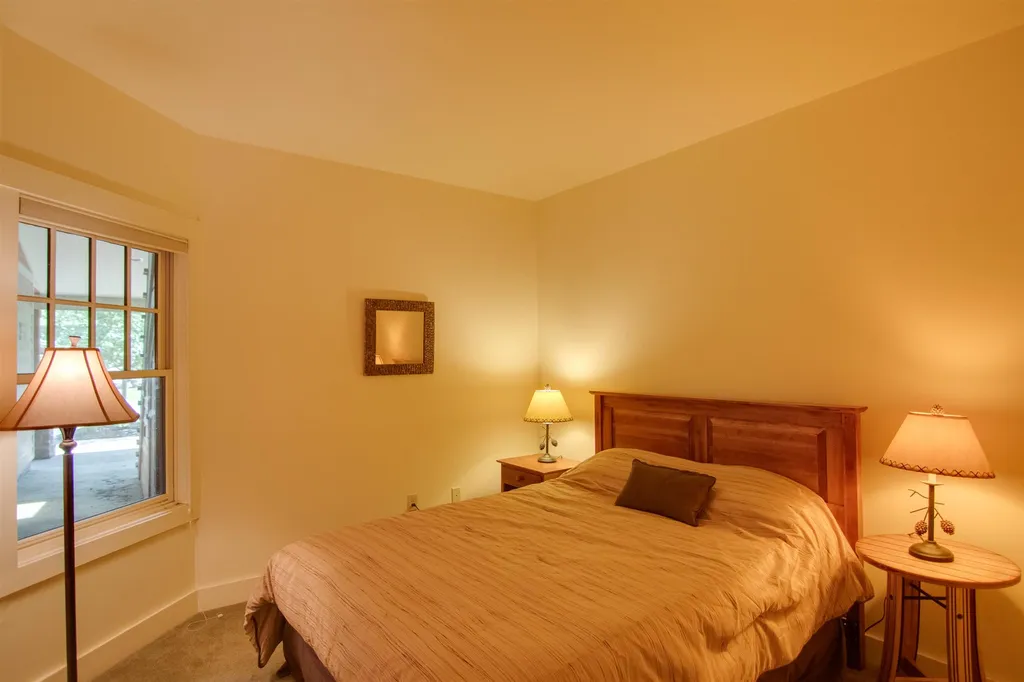 27 Riverside Terrace Lincoln NH 03251