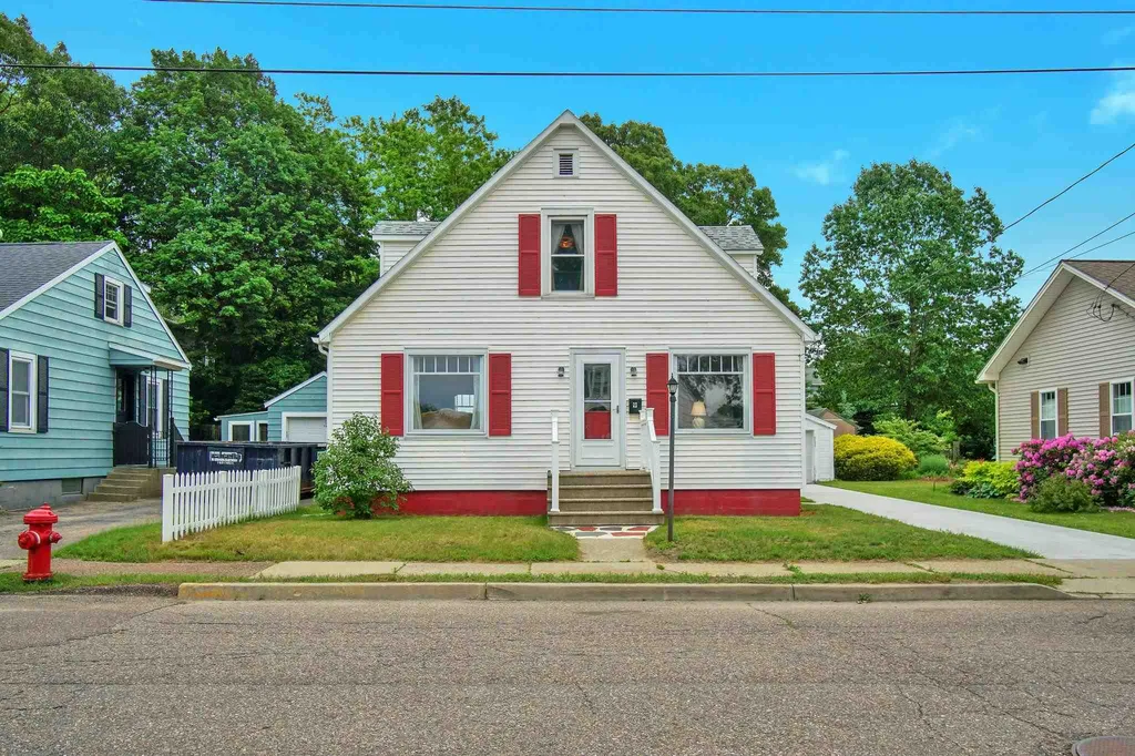 9 Roland Court Winooski VT 05404