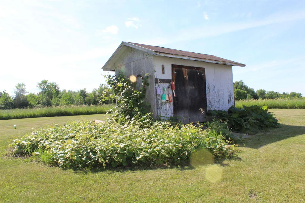22 Griswold Lane Orwell VT 05760