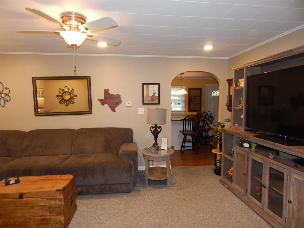 39 Channing Drive Windsor VT 05089