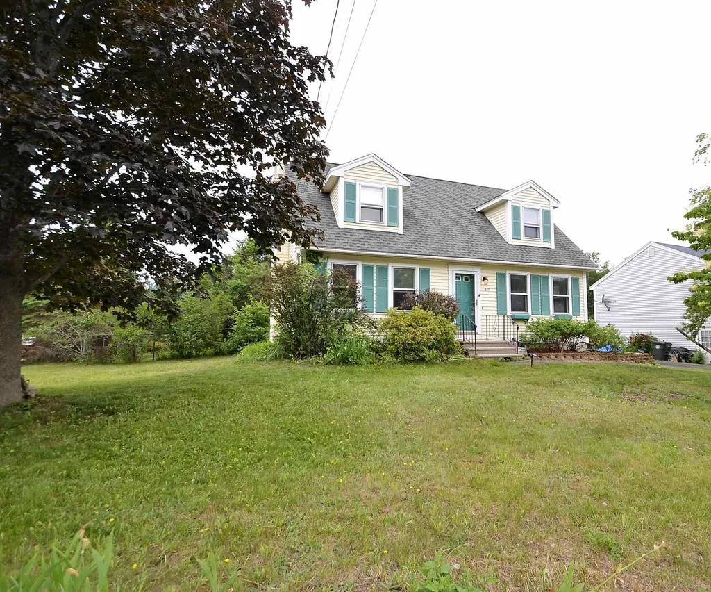 357 Brent Street Manchester NH 03103