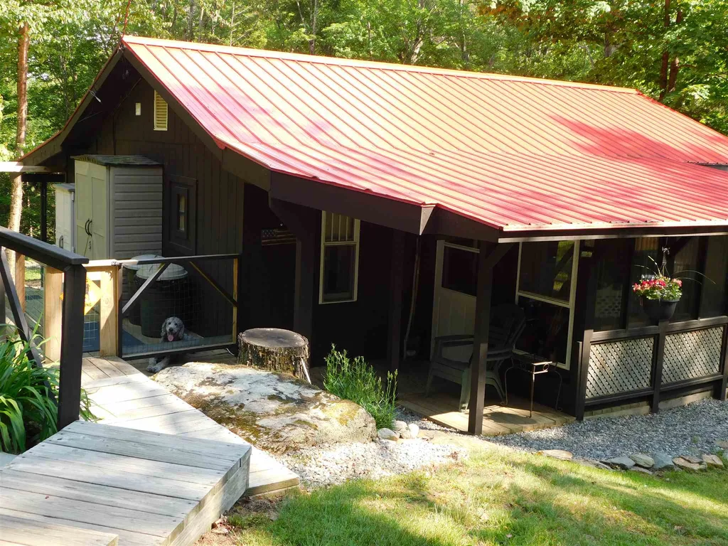 390 North Hill Road Westfield VT 05874