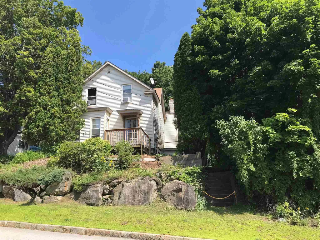 43 Avery Street Laconia NH 03246