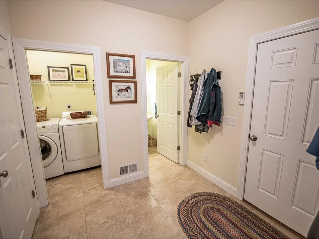 76 Lily Lane Colchester VT 05446