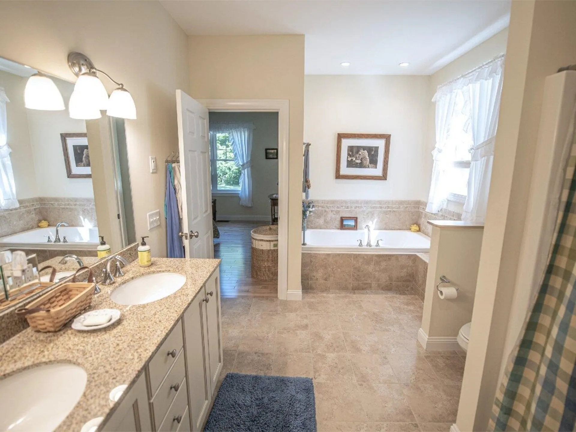 76 Lily Lane Colchester VT 05446