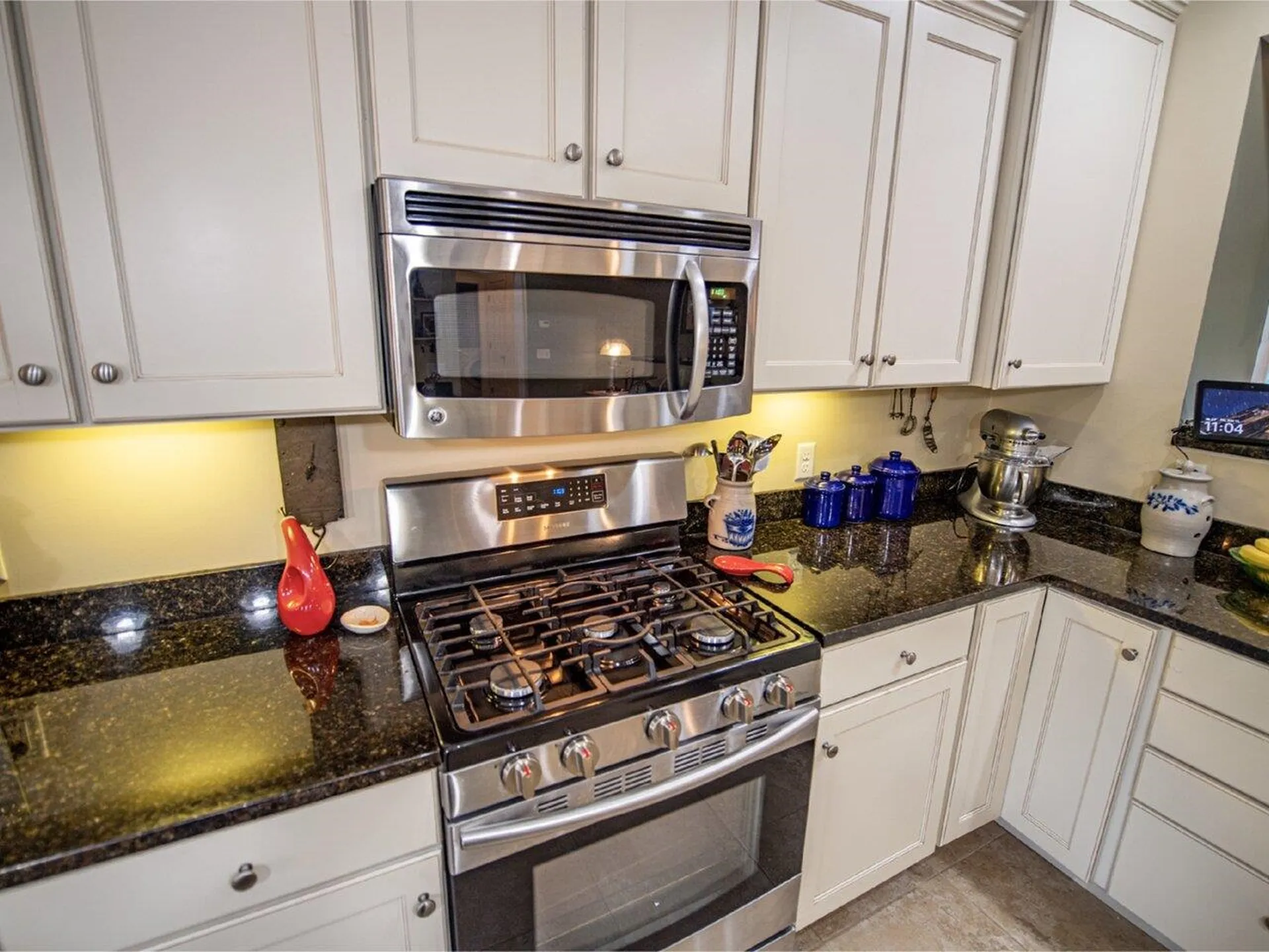 76 Lily Lane Colchester VT 05446