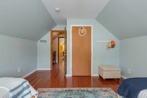92 Gillis Street Nashua NH 03060