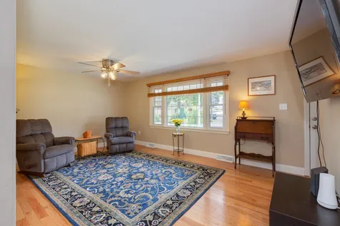 92 Gillis Street Nashua NH 03060