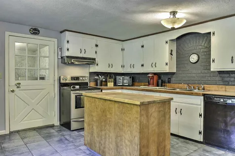322 Middle Winchendon Road Rindge NH 03461