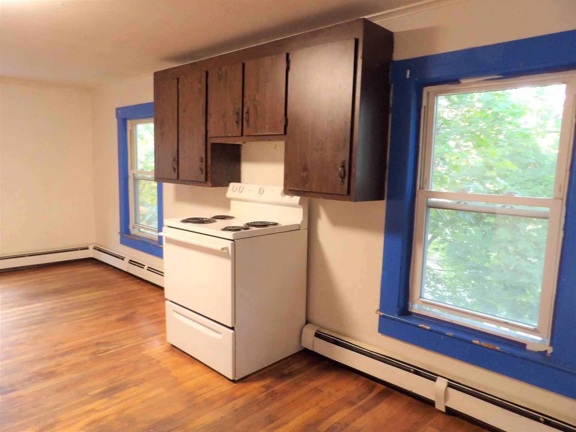 85 West Bow Street Franklin NH 03235