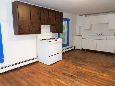 85 West Bow Street Franklin NH 03235