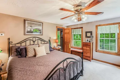 68 Dougherty Lane New Boston NH 03070