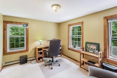 68 Dougherty Lane New Boston NH 03070