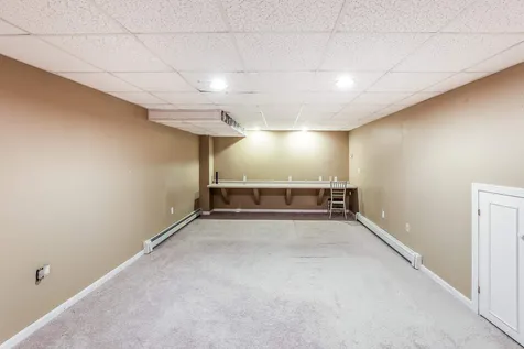 68 Dougherty Lane New Boston NH 03070