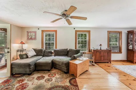 68 Dougherty Lane New Boston NH 03070