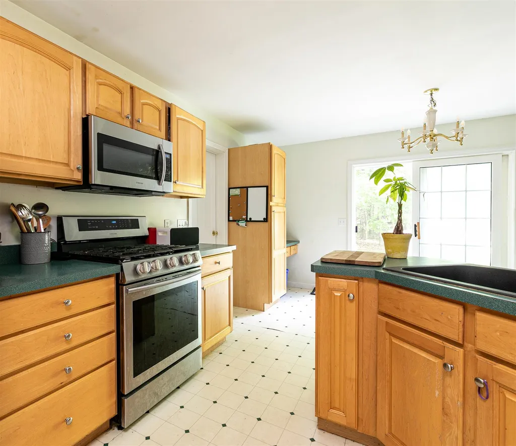 16 Davis Hill Road South Hero VT 05486