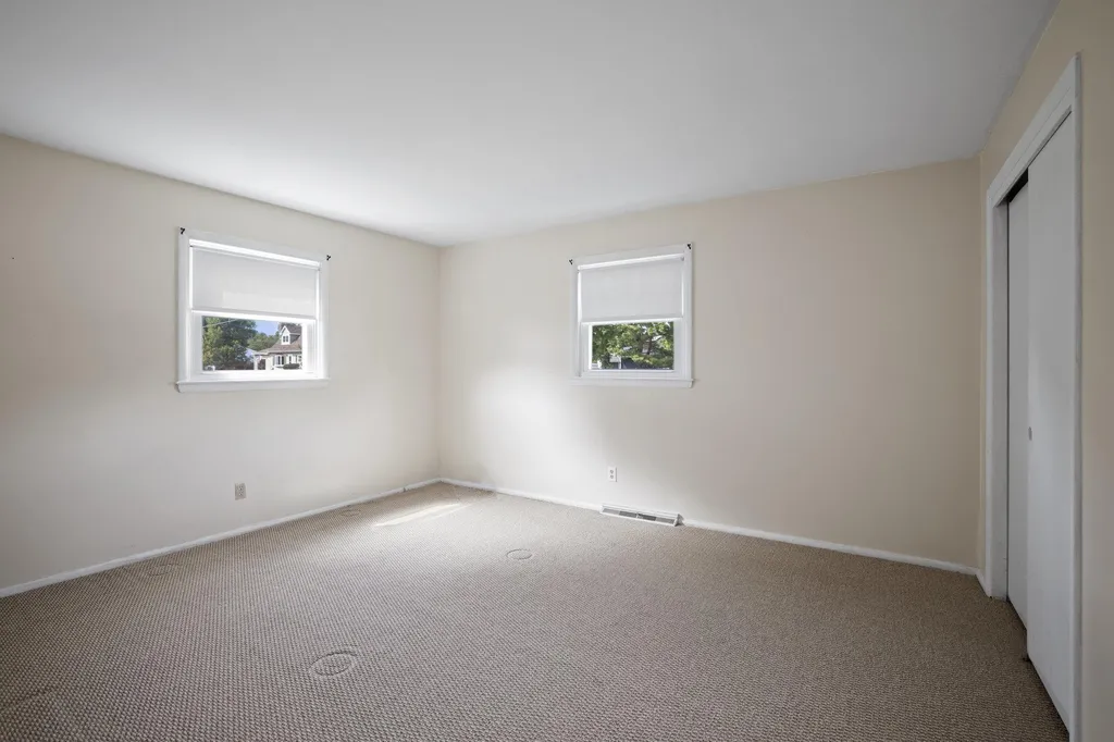 15 Mariette Drive Portsmouth NH 03801