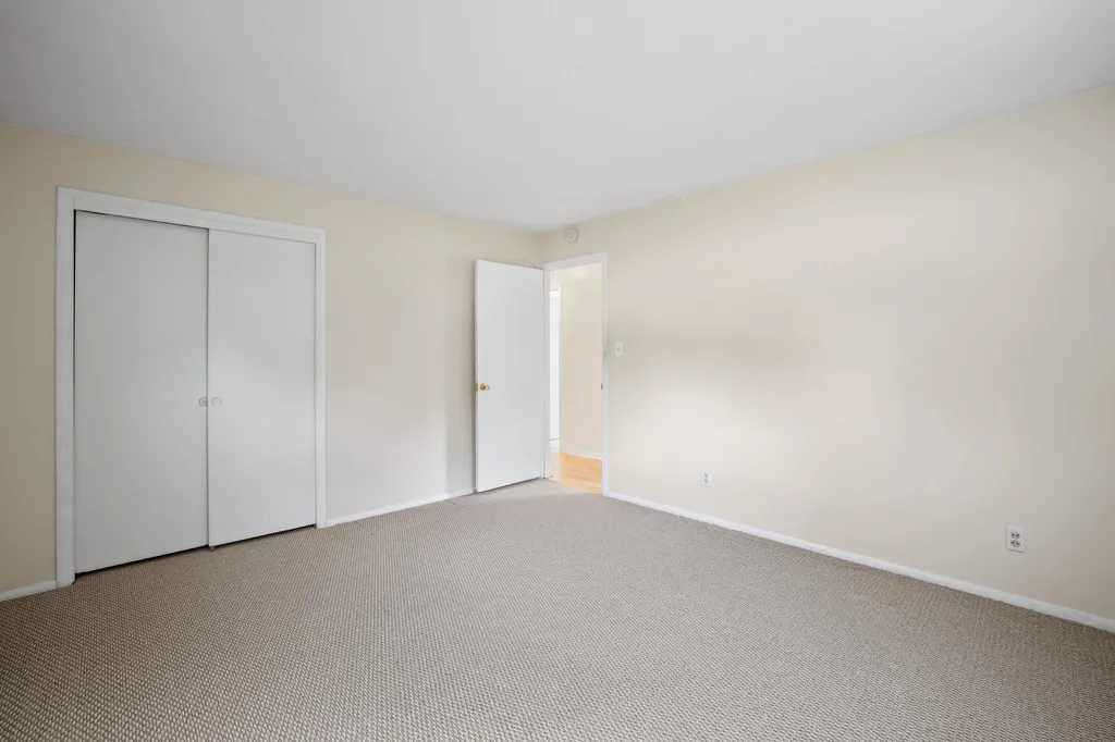 15 Mariette Drive Portsmouth NH 03801