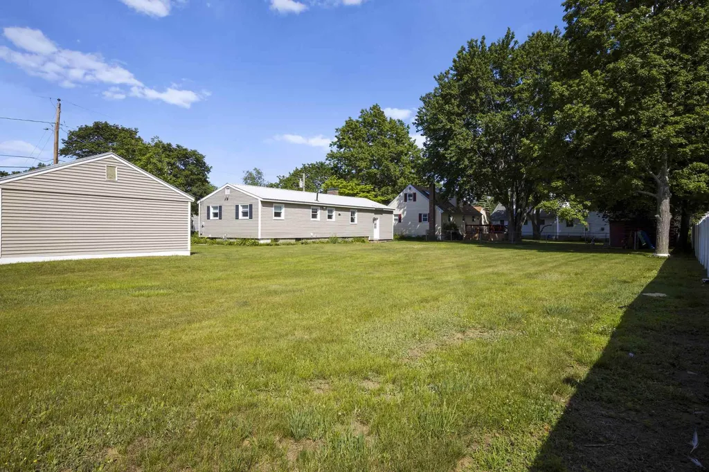 15 Mariette Drive Portsmouth NH 03801