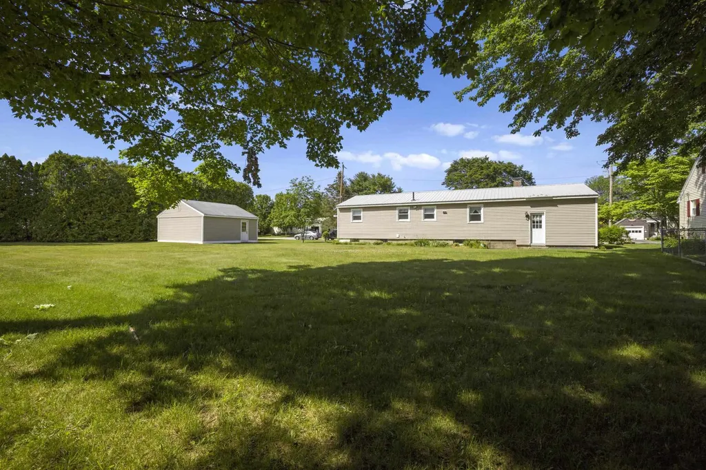 15 Mariette Drive Portsmouth NH 03801